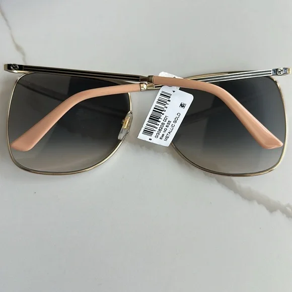 Gucci
65mm Square Sunglasses - Picture 12 of 13